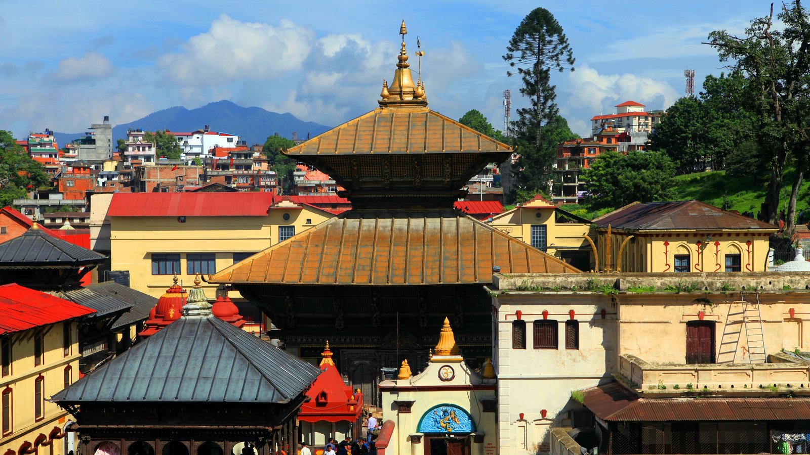 पशुपतिनाथ क्षेत्रमा रहेको सरकारी जग्गा हडपेर निर्माण गरिएका भौतिक संरचना हटाइने : Icon Khabar