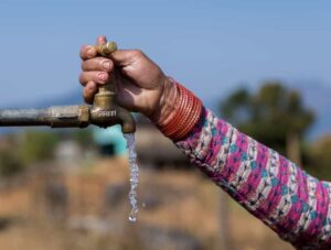 बाढीपीडित क्षेत्रमा शुद्ध खानेपानीको अभाव