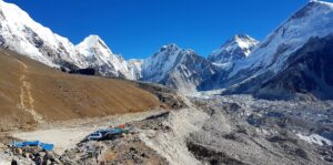 सगरमाथा क्षेत्र छोड्ने विदेशी पर्यटकको संख्या ७० प्रतिशतले बढ्यो