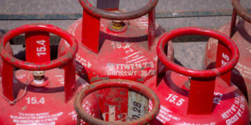 भारतबाट एलपी ग्यासको मूल्य प्रतिसिलिण्डर ३३९ रुपैयाँले बढेर आयो