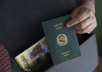 नेपालीको विदेश भ्रमण खर्च थप बढ्ने, थप ५ प्रतिशतका दरले वैदेशिक पर्यटन शुल्क असुल्ने