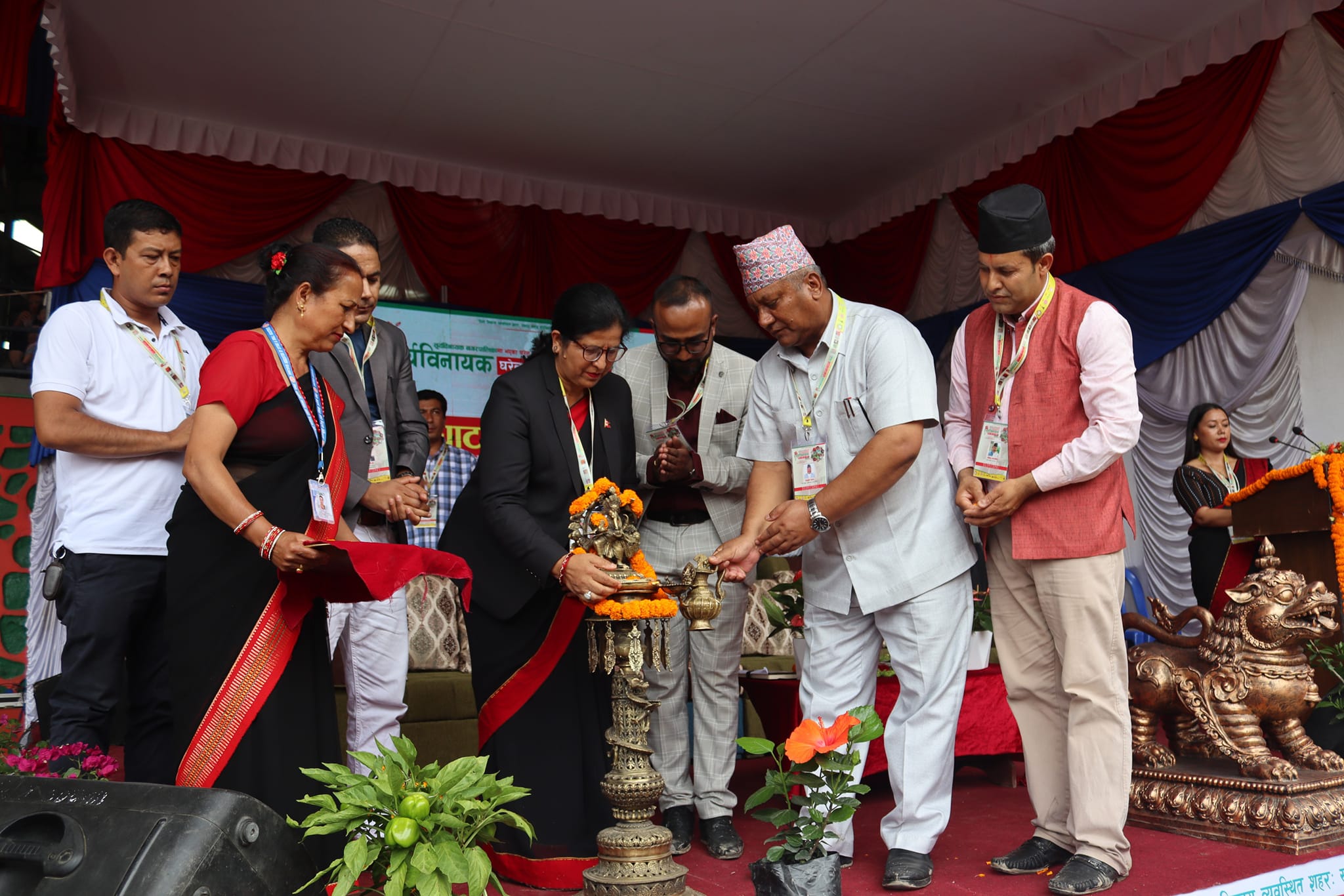 आजदेखि सूर्यविनायकमा तीनदिने घरेलु तथा पर्यटन मेला सुरु, नगर प्रमुख थापाद्वारा उद्घाटन : Icon Khabar