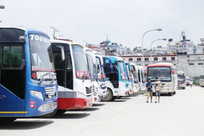 सरकार र यातायात व्यवसायीबीच दशैंका लागि अग्रिम टिकट बुकिङ खोल्ने सहमति : Icon Khabar