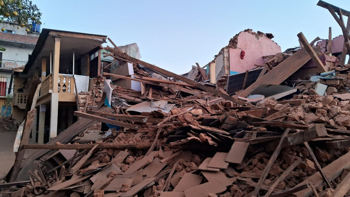 रुकुम पश्चिम भुकम्प: त्रिपालमुनि बस्दै आएका छ जना भूकम्प प्रभावितको मृत्यु : Icon Khabar