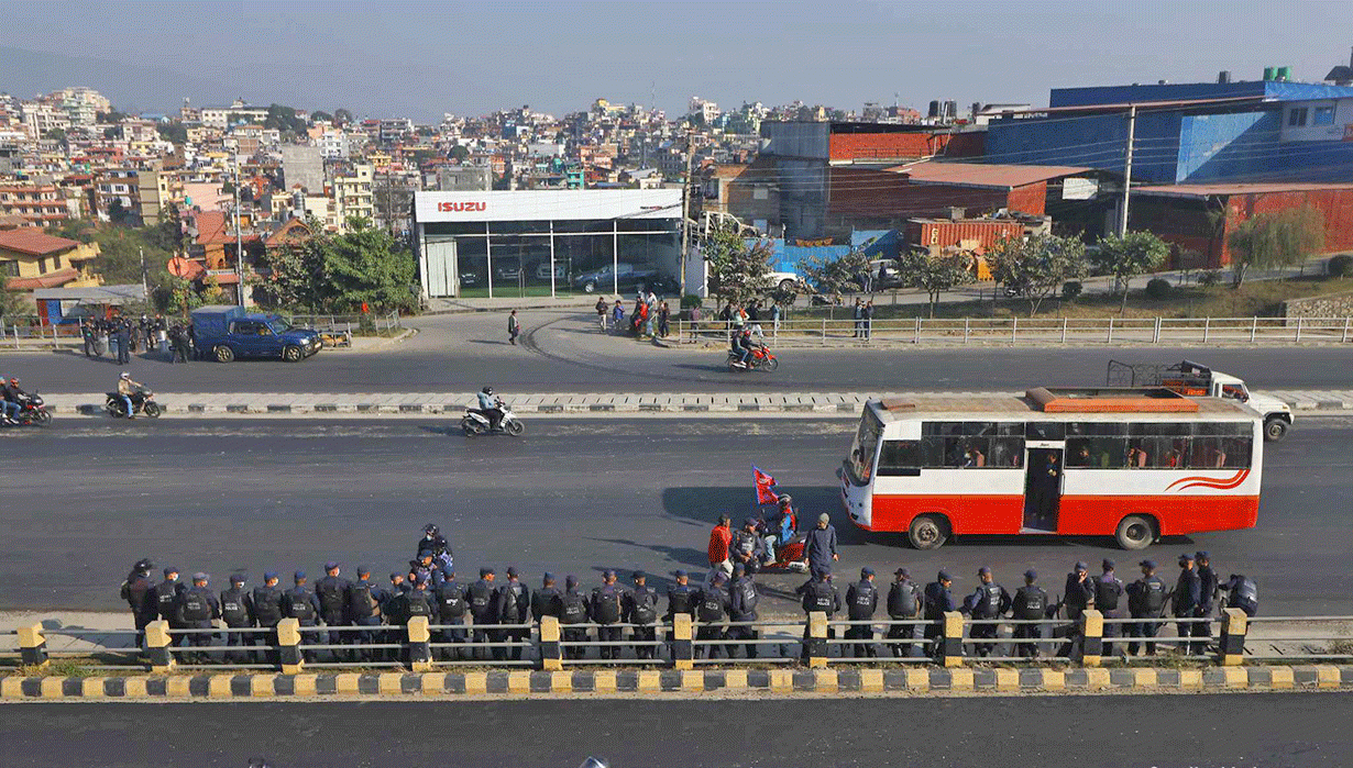 काठमाडौँमा विशेष सुरक्षा सतर्कर्ता, चोक-चोकमा हतियारसहितका सुरक्षाकर्मीहरु परिचालन : Icon Khabar