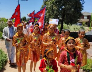 लुम्बिनी-कपिलवस्तु विश्व अभियानको तर्फबाट बुद्धको मूर्ति मेलबर्नको नेपाली मन्दिरलाई हस्तान्तरण