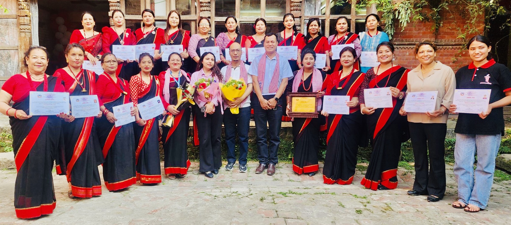 भक्तपुरमा एकमहिने अतिथि सत्कार तालिम सम्पन : Icon Khabar