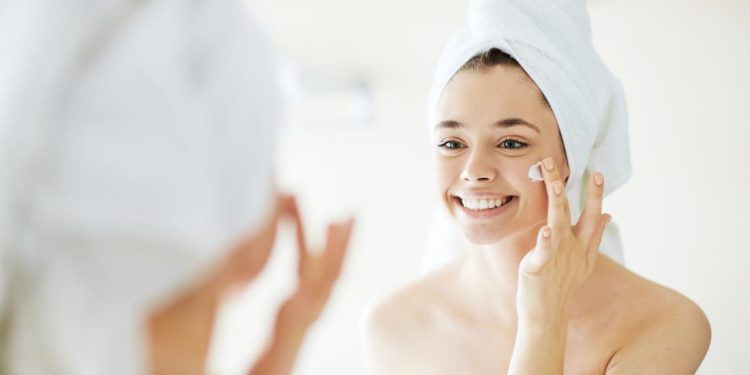 के कारणले छालामा चाउरी पर्छ? कसरि बच्ने ?