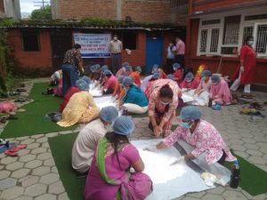 नपली सिर्जनानगरमा झोल साबुन तथा पाउडर सरफ बनाउने तालिम