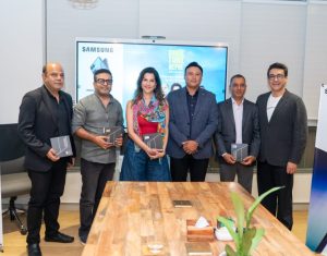सामसङ नेपालद्वारा ‘शार्क ट्याङ्क नेपाल’ का शार्कहरूलाई ग्यालेक्सी जेड फोल्ड ७ प्रदान