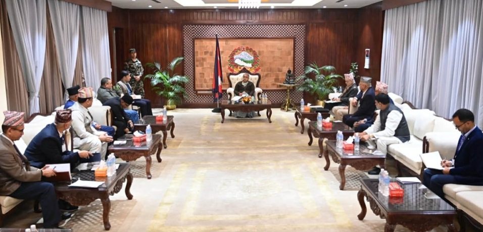 प्रधानमन्त्री कार्कीसँगै सातै प्रदेशका मुख्यमन्त्रीको बैठक बालुवाटारमा जारी : Icon Khabar