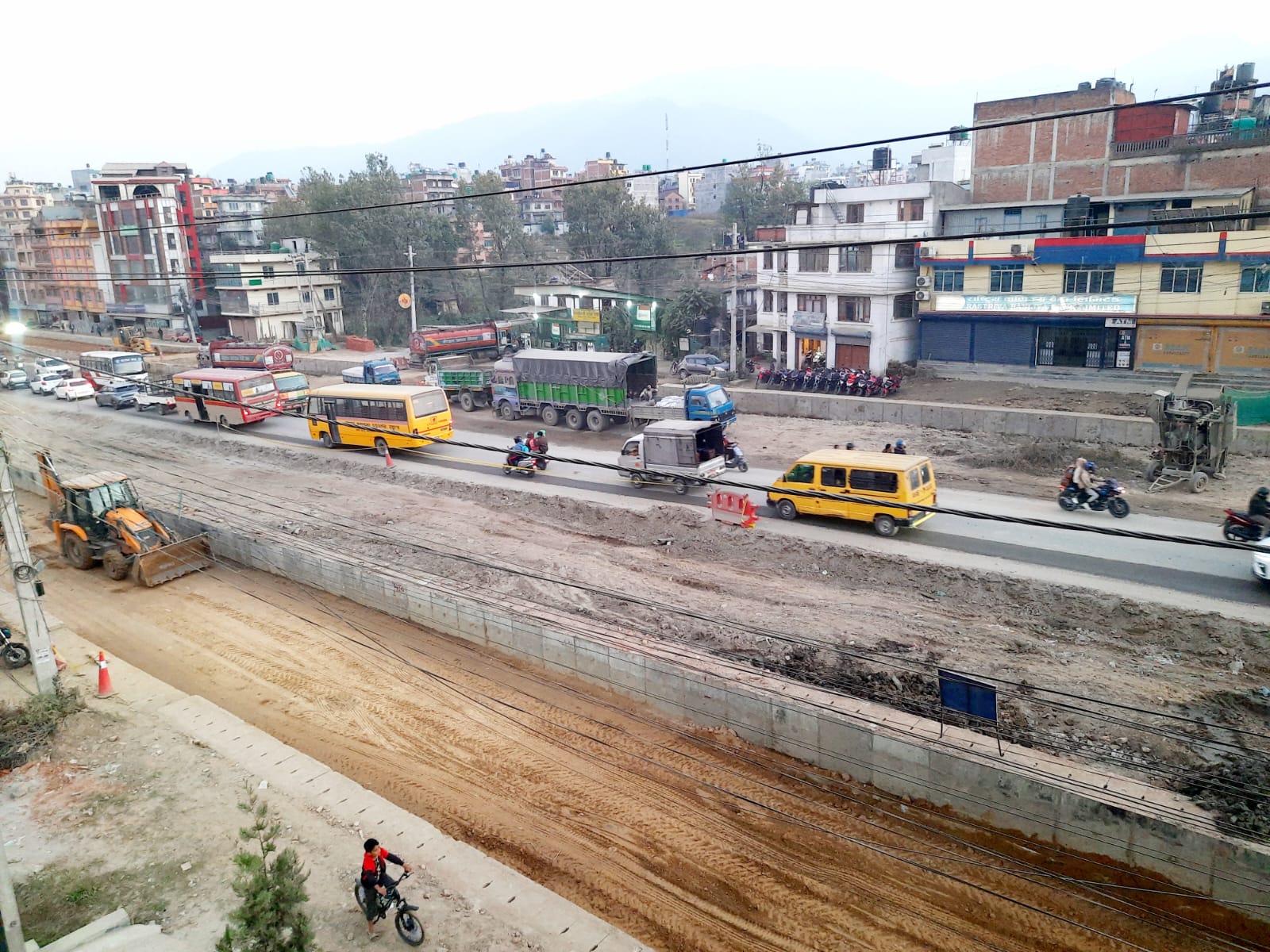 सडक निर्माण तीव्र बनाउन मन्त्री घिसिङको निर्देशन, सूर्यविनायक–धुलिखेल ६ लेन विस्तार ५०% नाघ्यो : Icon Khabar