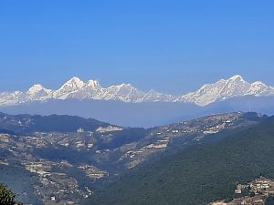 भक्तपुरको त्रिशुलडाँडाबाट देखिएको मनमोहक हिमशृङ्खला ( फोटो फिचर )