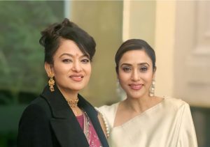 उमेरले ५० नाघे पनि निरुता सिंह र झरना थापाको सुन्दरता उस्तै