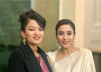 उमेरले ५० नाघे पनि निरुता सिंह र झरना थापाको सुन्दरता उस्तै