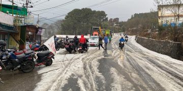 काठमाडौंको जर्सिङ्पौवामा भारी असिनापानी