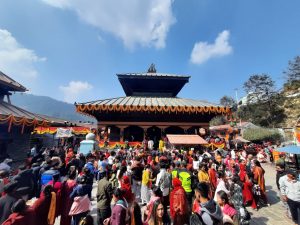 आज महाशिवरात्रि पर्व, सिपारे महाद्य: (डोलेश्वर) मा भक्तजनहरुको भीड