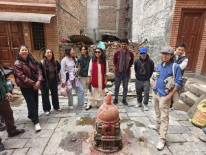 भक्तपुरकै नेटिभ पर्यटकहरुले भक्तपुरलाई नजिकबाट निल्यादै सम्पन्न भयो विशेष हेरिटेज वाक