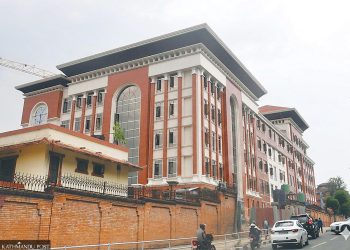 सांसदहरूलाई स्वकीय सचिव राख्न दिने सरकारको निर्णयविरूद्ध सर्वोच्चमा रिट दायर