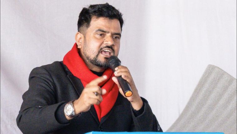 ‘यातायात कार्यालयमा भिजन टेस्टका लागि एबीसीडी चार्ट देखाएर १७५ रुपैयाँ असुल्नु नीतिगत भ्रष्टाचार’ : सांसद राजीव खत्री : Icon Khabar